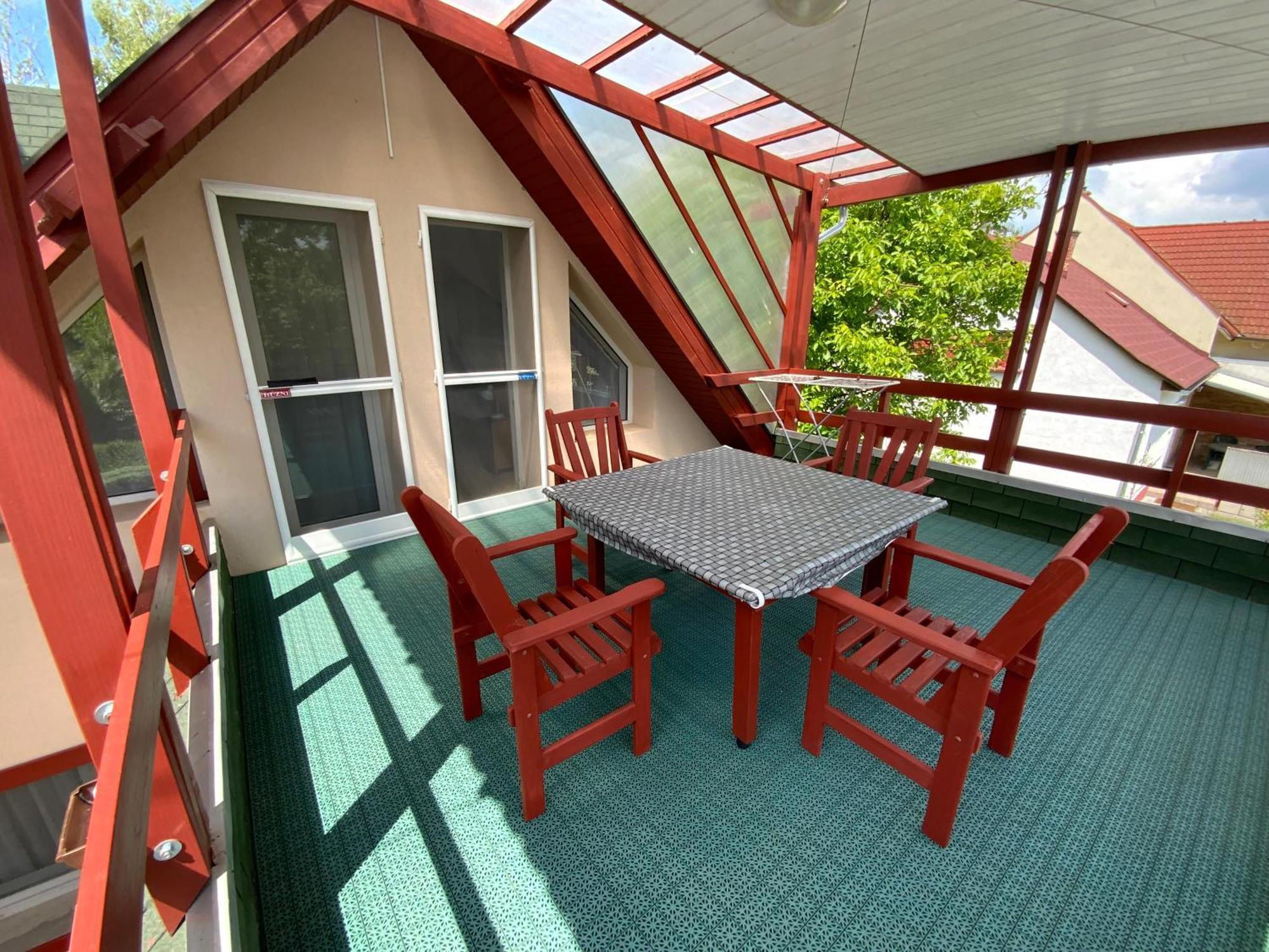 Gosy Apartmanok Siofok Exterior photo