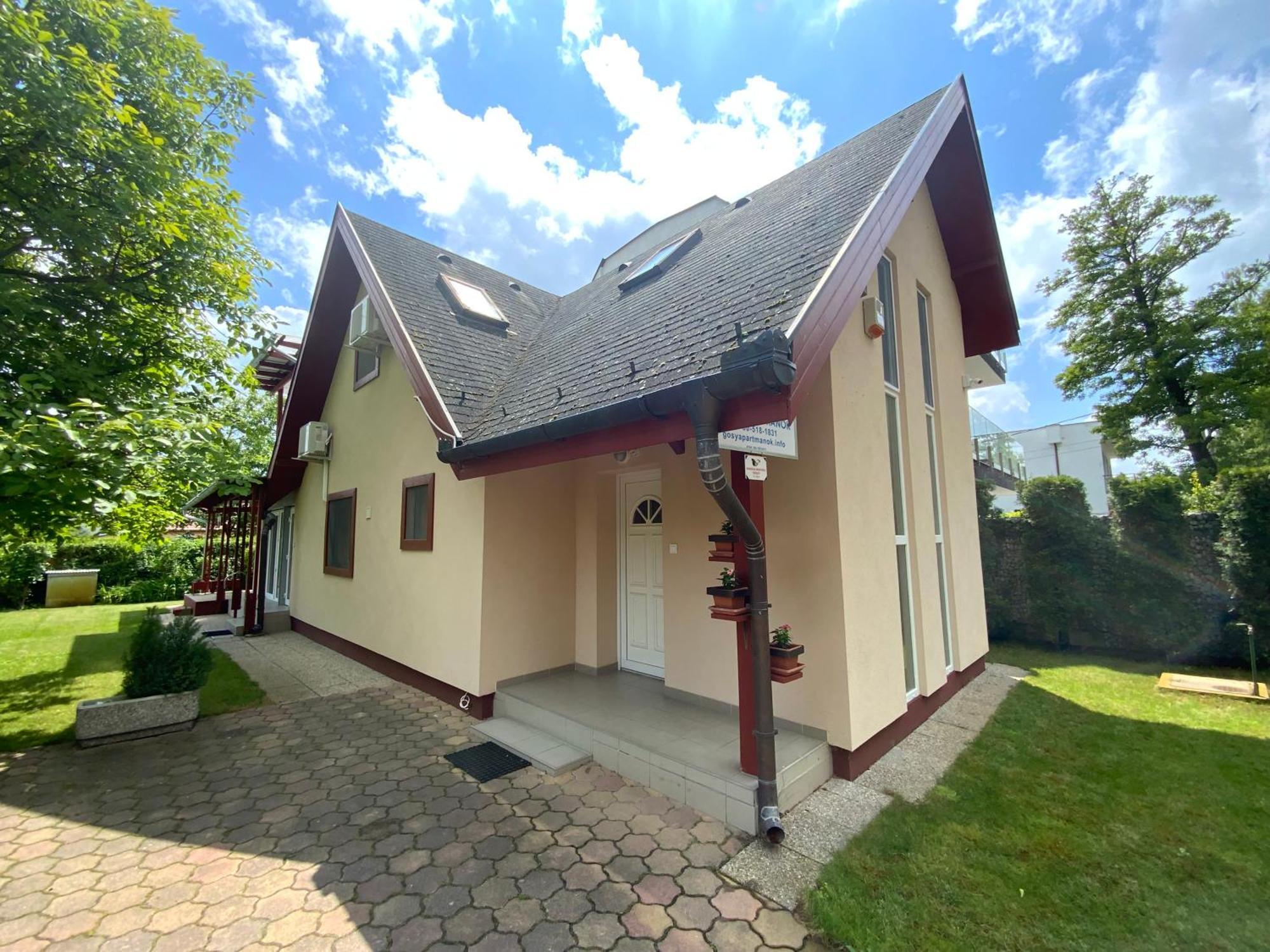 Gosy Apartmanok Siofok Exterior photo